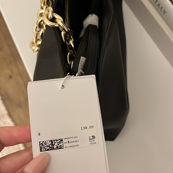 Brand new & Other Stories black purse with gold chain - Picture 3 of 6